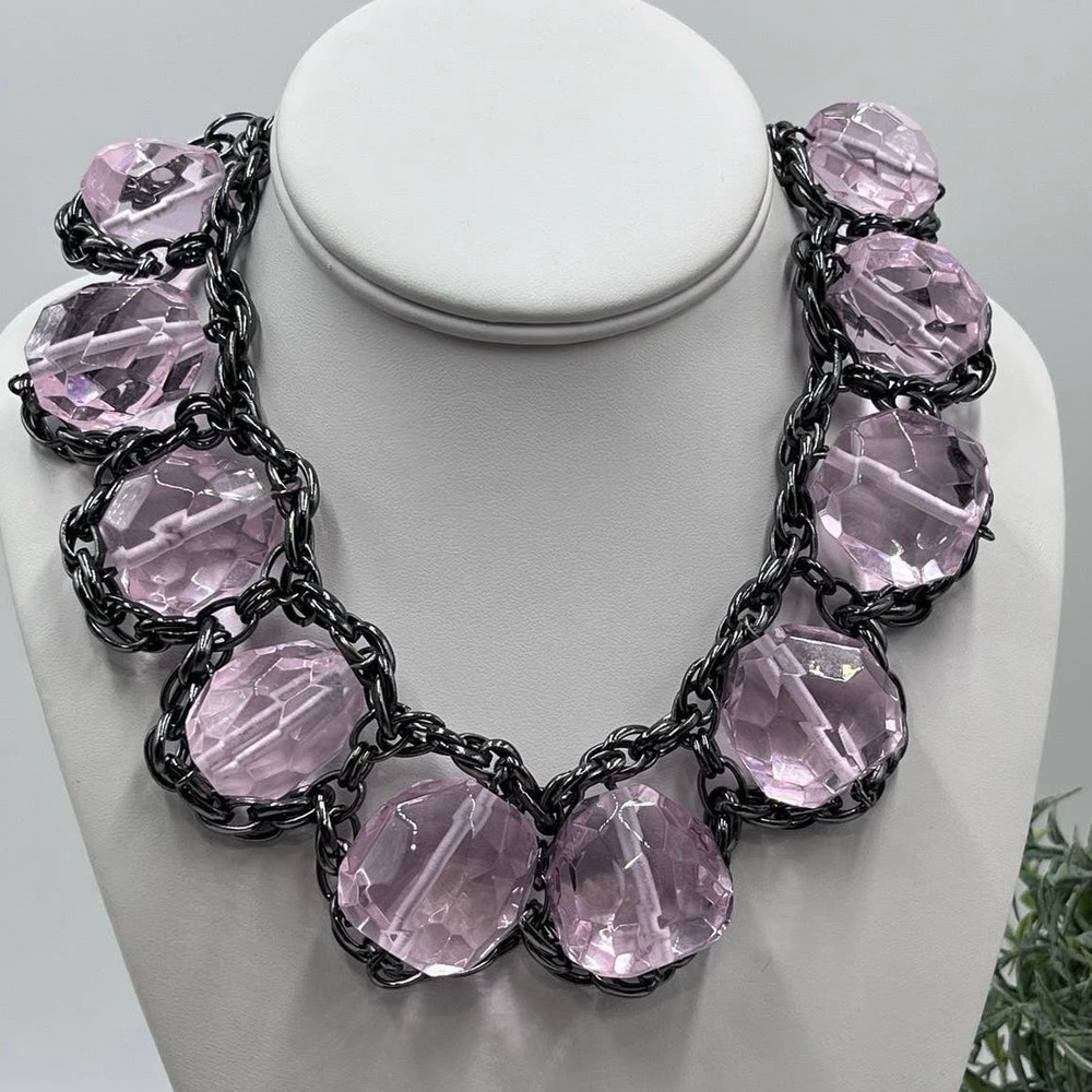 J. Crew Bold Pink Large Crystal Rock
Candy‎ Hematite Gunmetal Plated Necklace